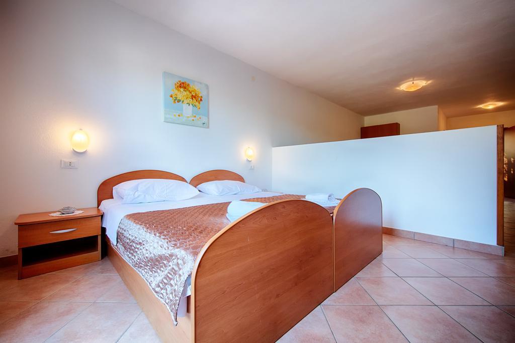 Apartments Bruna Lastovo Room photo