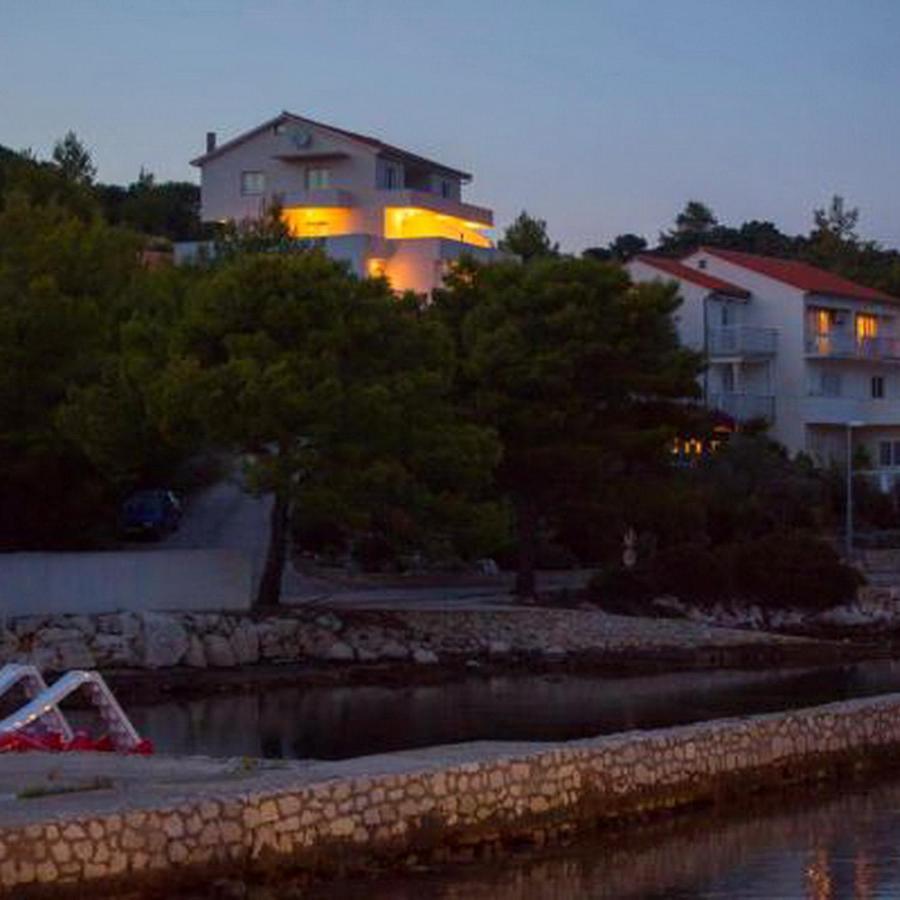 Apartments Bruna Lastovo Exterior photo